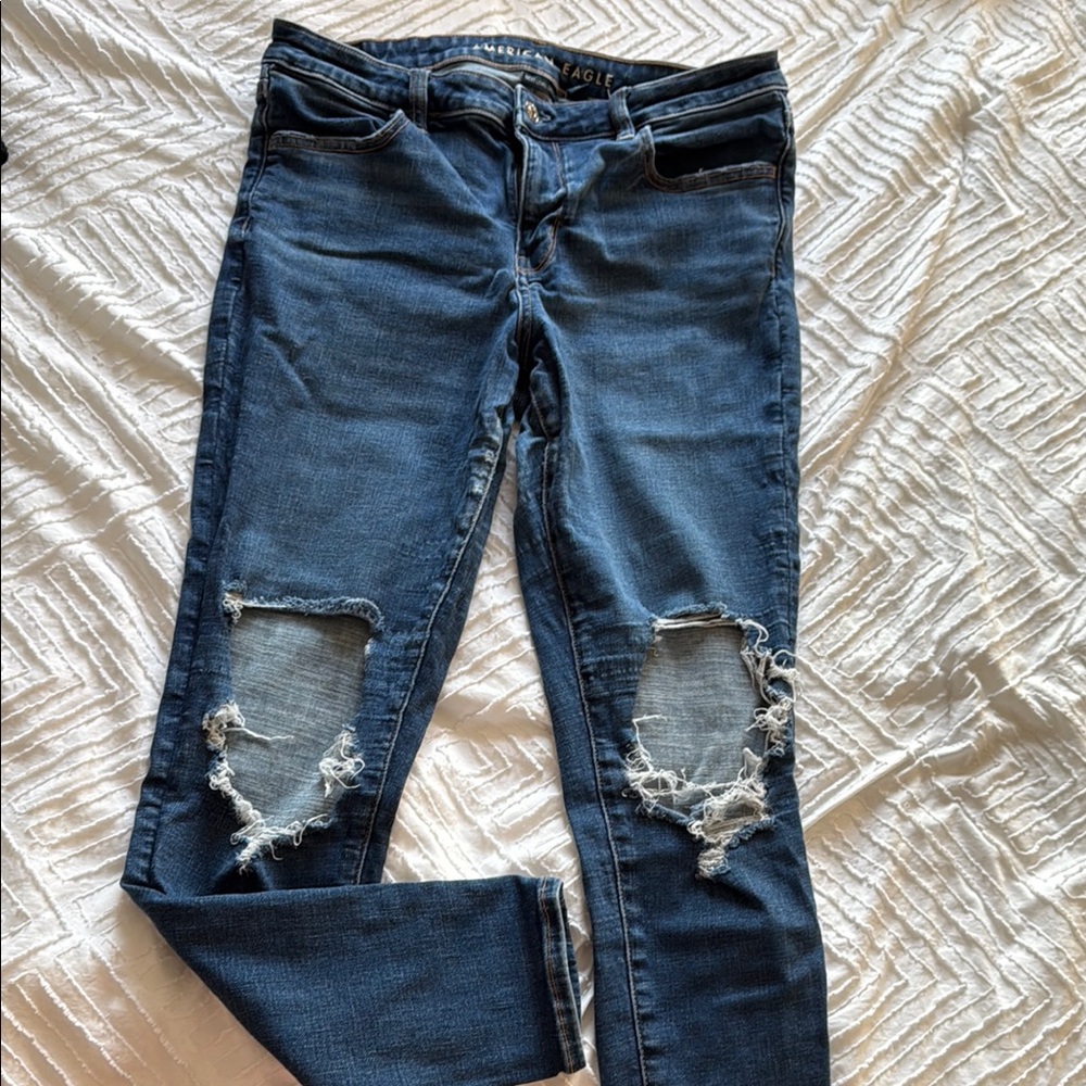American Eagle Outfitters Women's Dark Blue Ripped Skinny Jeans